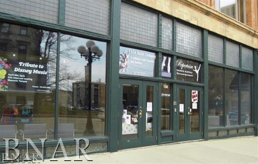 105 Jefferson - Photo 1