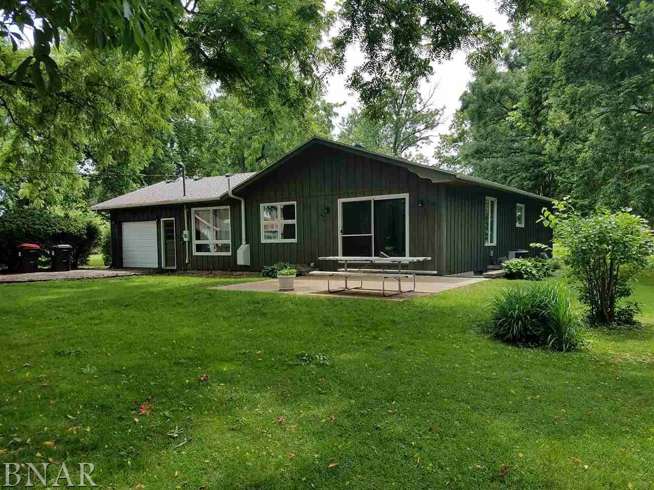 602 First North West - Photo 1