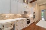 4381 Broadway Ave - Photo 14