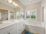 10000 Isola Way - Photo 13