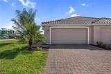 2672 Vine Ave - Photo 1