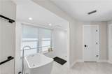 4724 Riverside Dr - Photo 18