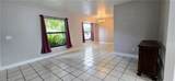 1031 Averly St - Photo 4