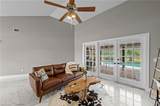 17209 Castleview Dr - Photo 9
