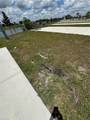 327 Sovereign St - Photo 11