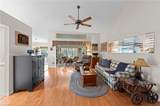 18040 Horseshoe Bay Cir - Photo 7