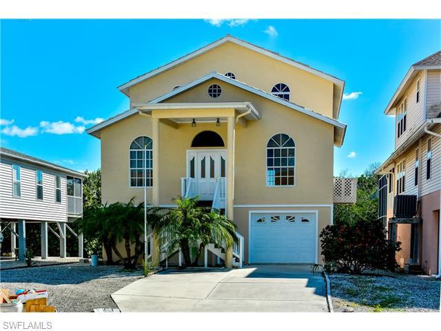 6016 Seagrape Ln, BONITA SPRINGS, FL 34134 (#216001909) :: Homes and Land Brokers, Inc