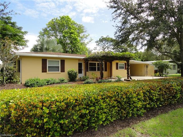 3041 Nelson St, FORT MYERS, FL 33901 (#216064266) :: Homes and Land Brokers, Inc