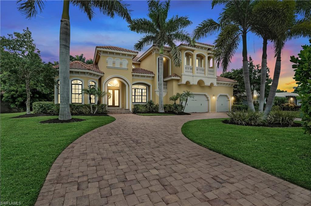 701 Park Shore Dr - Photo 1