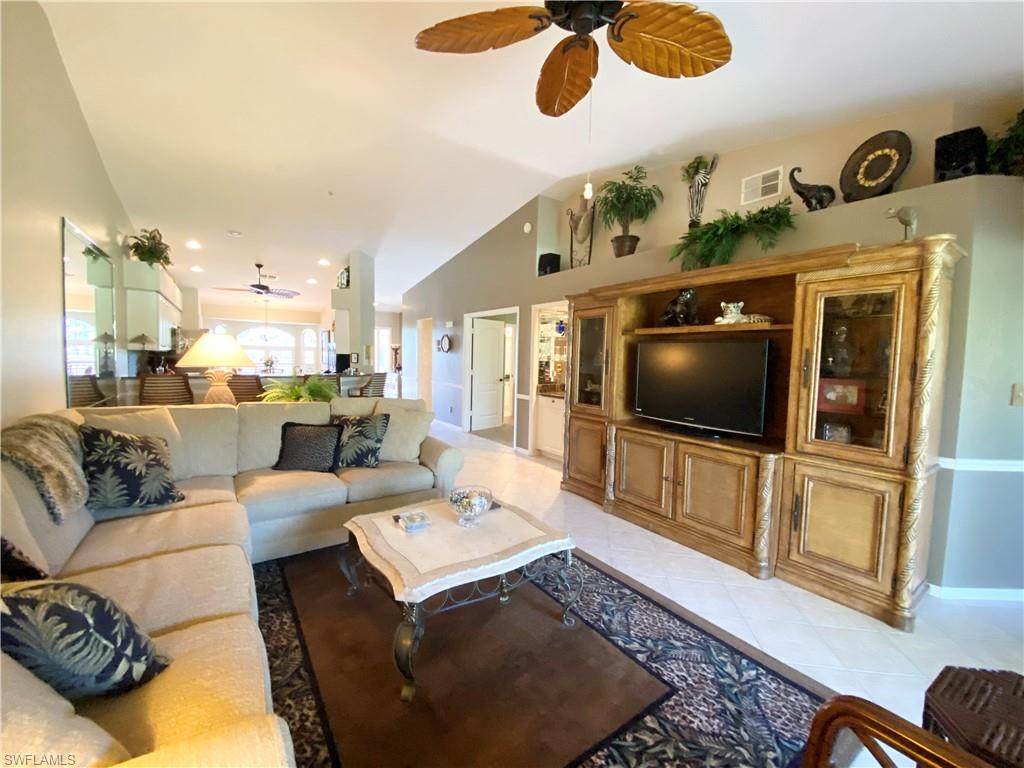 26210 Clarkston Dr - Photo 1