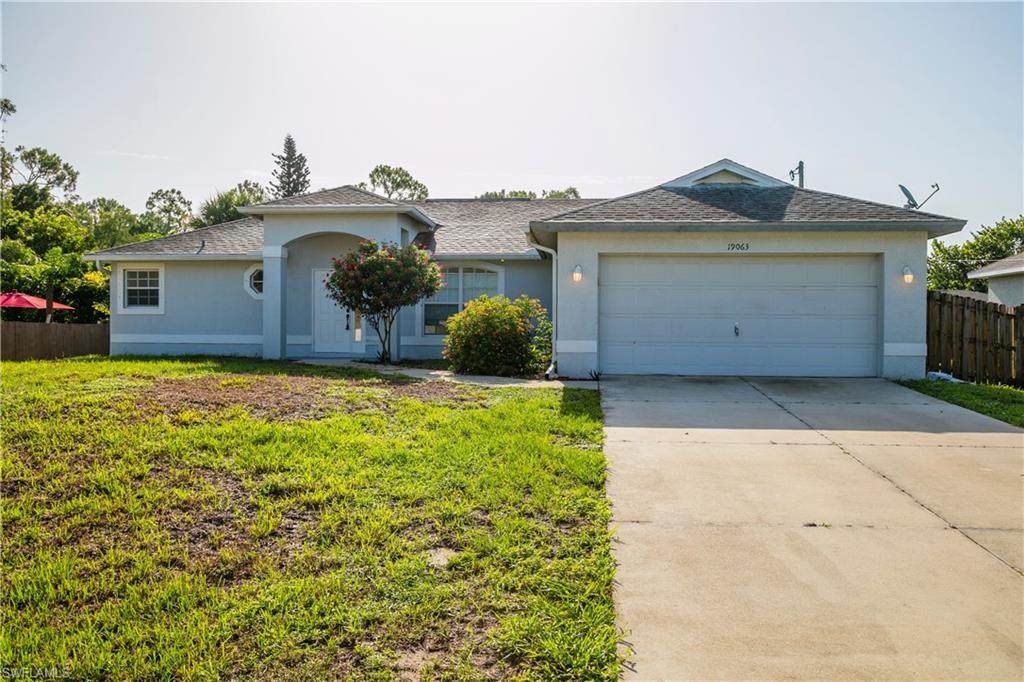 19063 Miami Blvd - Photo 1