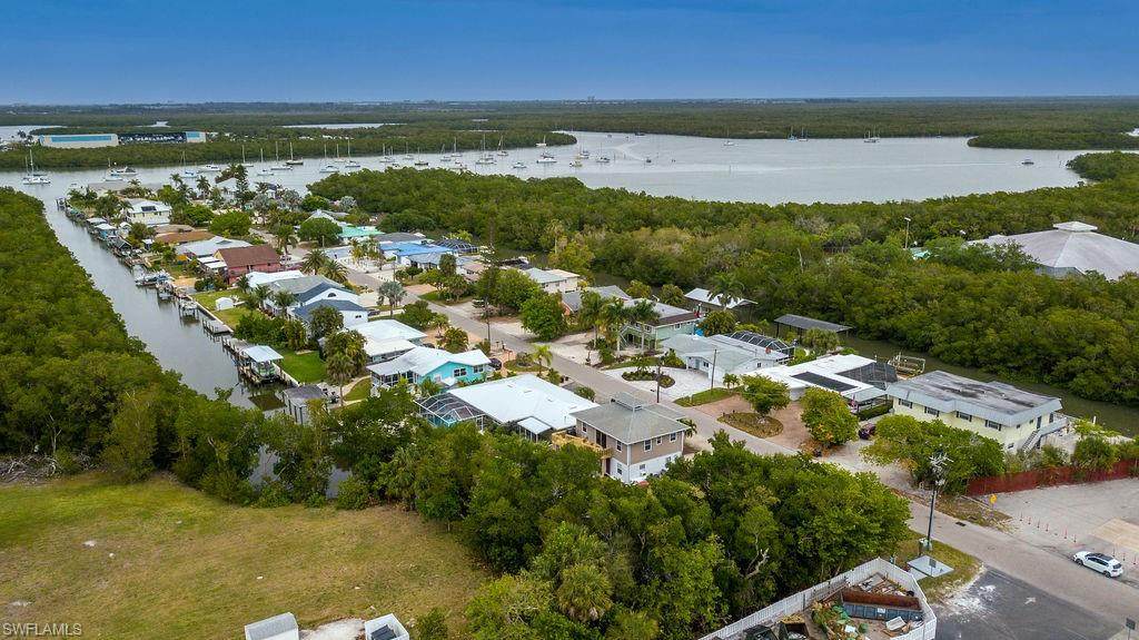 103 Tropical Shore Way - Photo 1