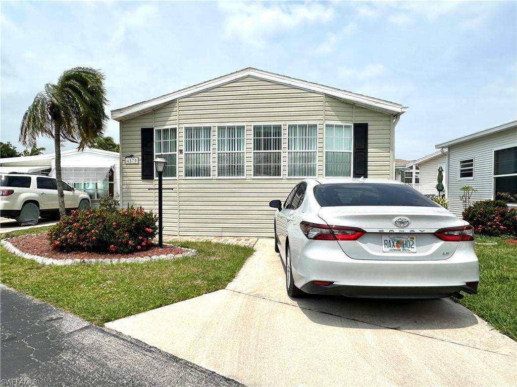 4570 Lafayette Ln - Photo 1
