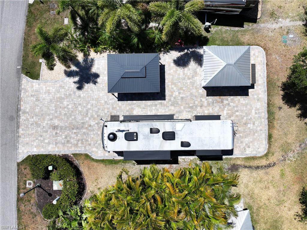 5600 Cypress Woods Resort Dr - Photo 1