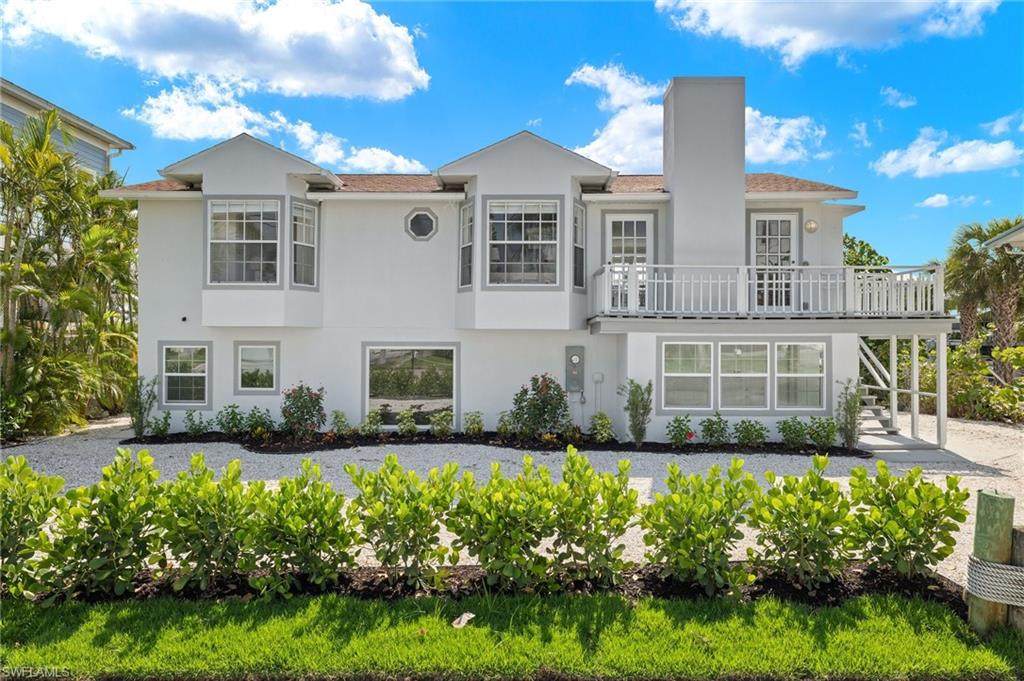 27757 Hickory Blvd - Photo 1