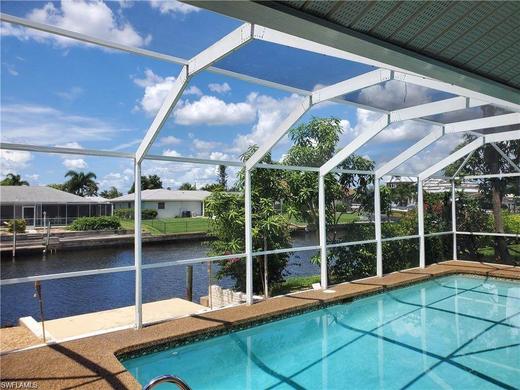 1941 37th St - Photo 1