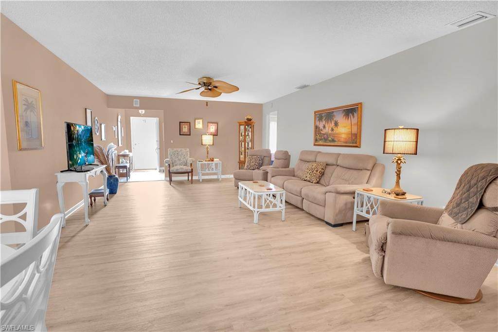 1251 Broadwater Dr - Photo 1