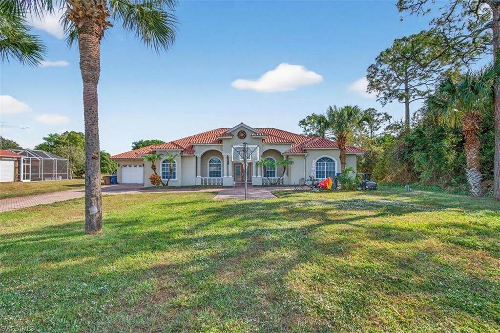 614 Jackson Ave - Photo 1