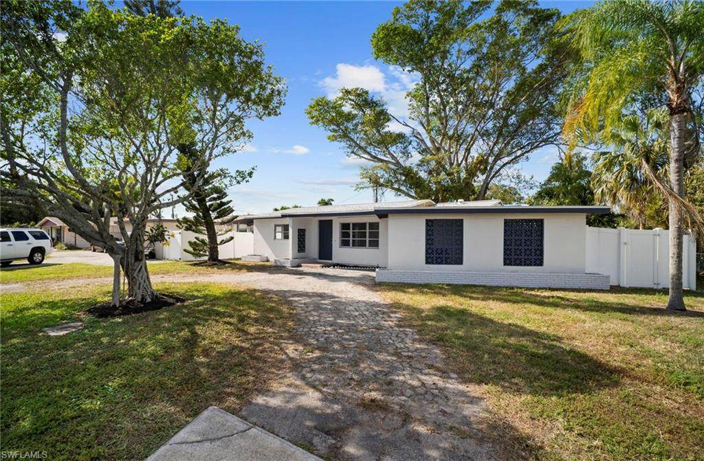 4244 Ellen Ave - Photo 1