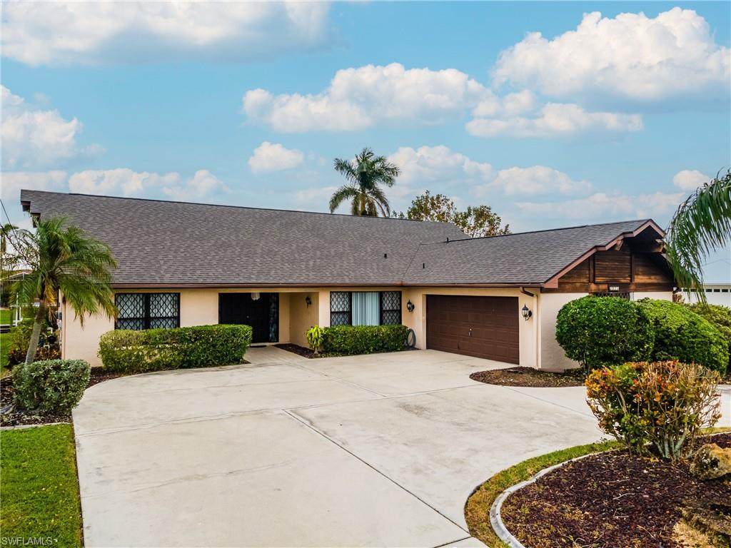 2523 24th Pl - Photo 1