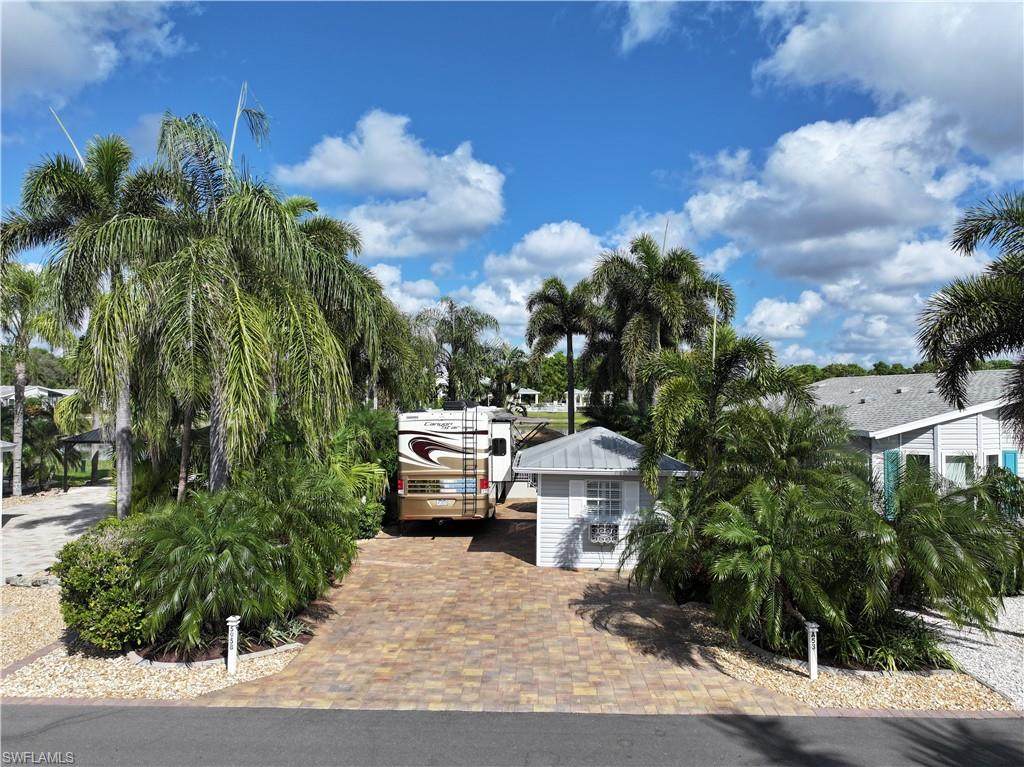 5958 Brightwood Dr - Photo 1