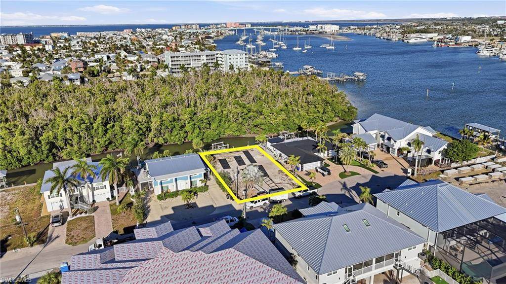 265 Tropical Shores Way - Photo 1