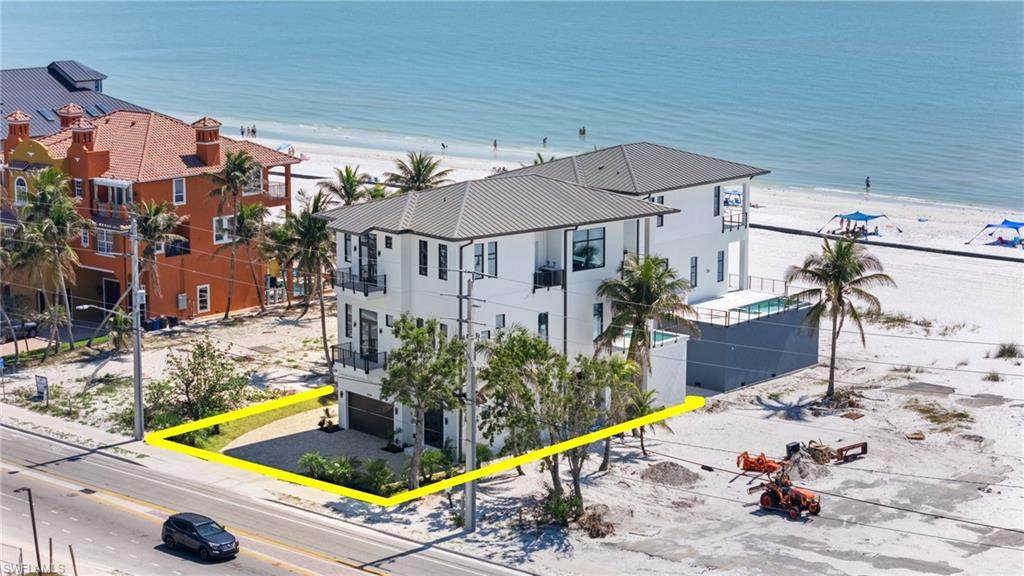 3050 Estero Blvd - Photo 1