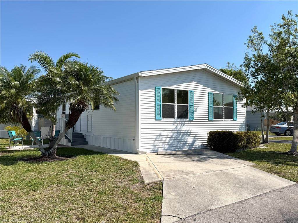 4700 Sawmill Dr - Photo 1