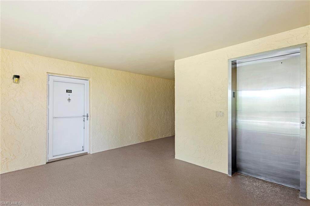 1085 Forest Lakes Dr - Photo 1