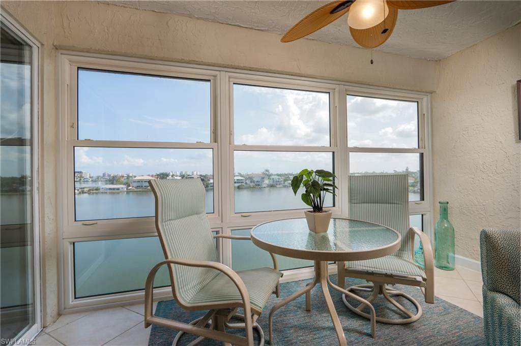 271 Southbay Dr - Photo 1