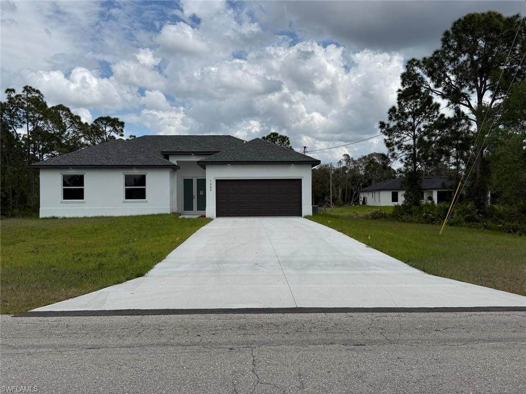 1089 Eisenhower Blvd - Photo 1