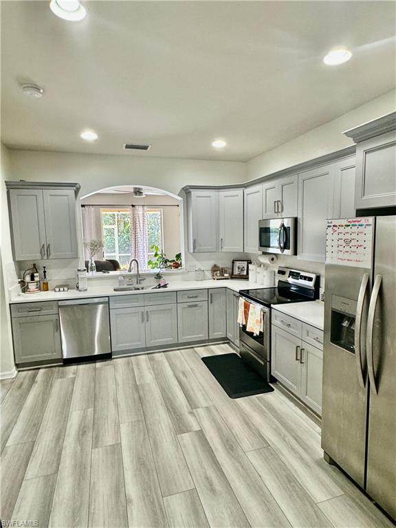 9813 Foxhall Way - Photo 1