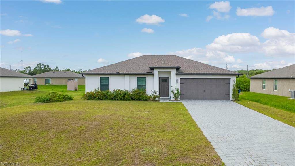 150 Blackstone Dr - Photo 1