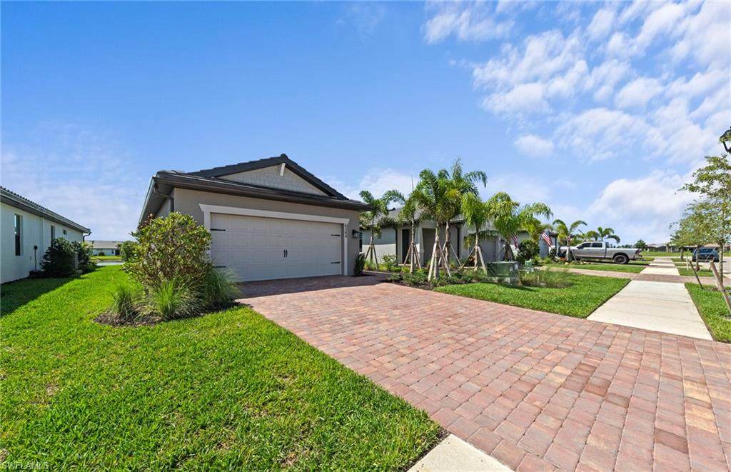 6384 Honor Way - Photo 1
