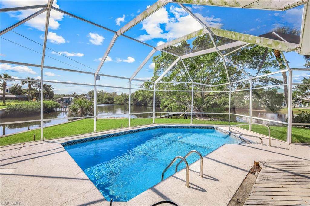 27151 Flossmoor Dr - Photo 1