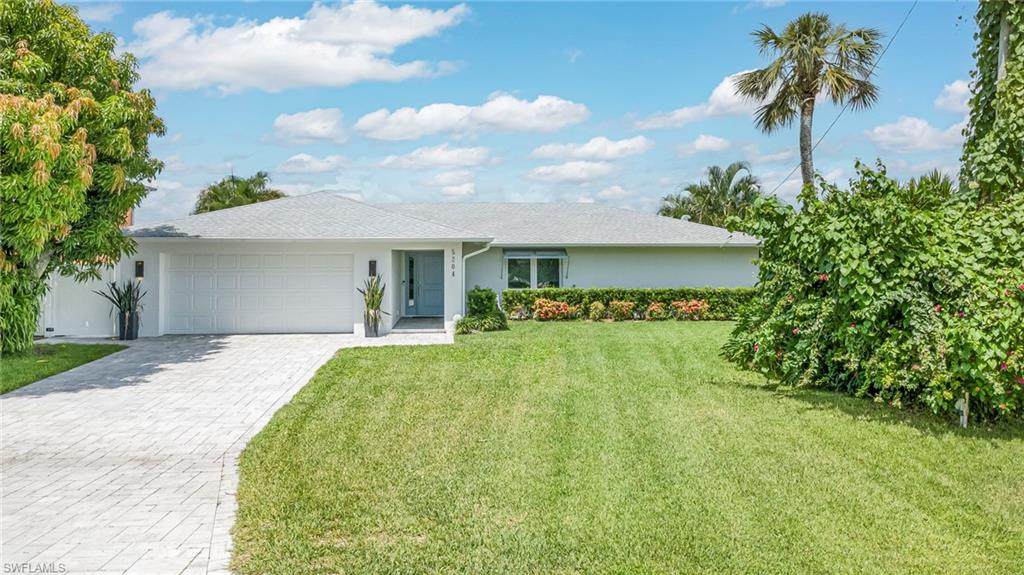 5204 Tower Dr - Photo 1