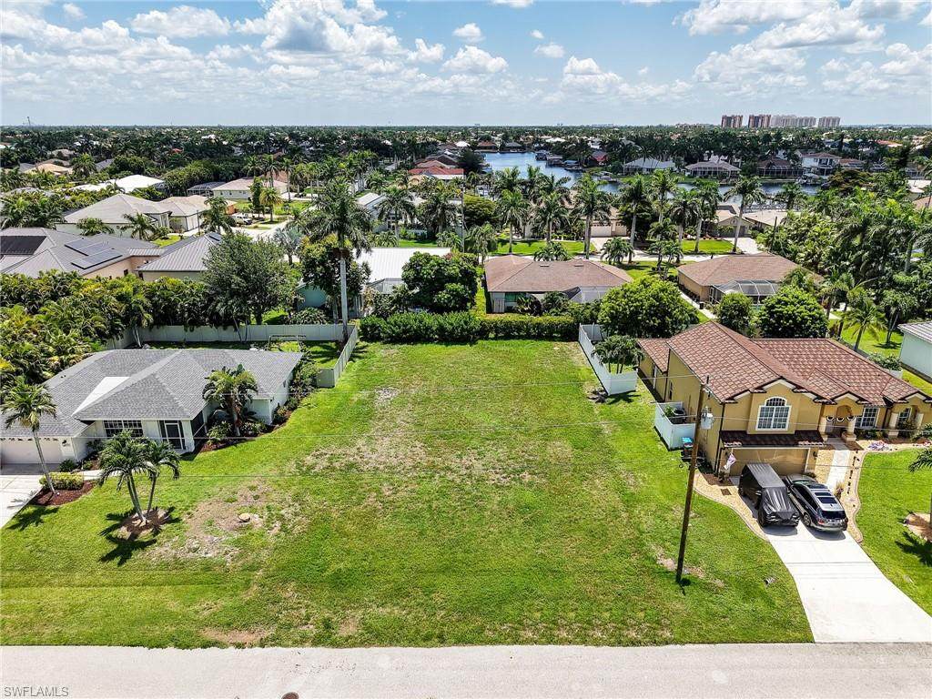 5235 27th Pl - Photo 1