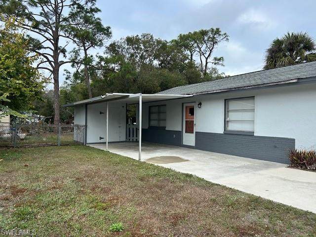 1175 Laurel Dr - Photo 1