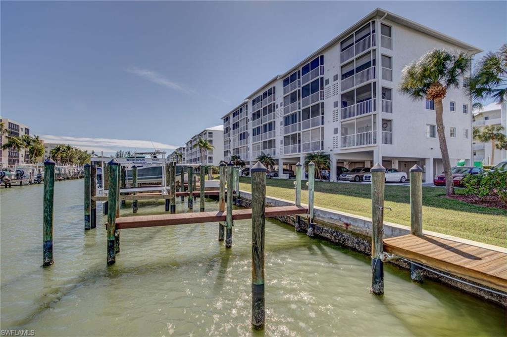 4541 Bay Beach Ln - Photo 1
