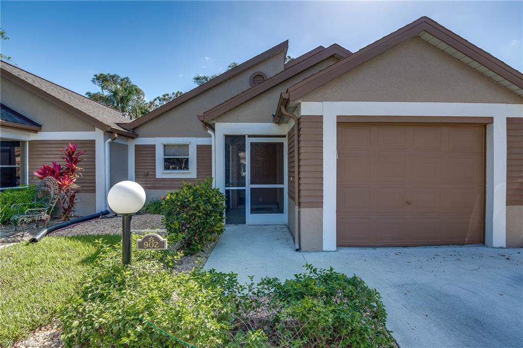 22181 Tallwood Ct - Photo 1