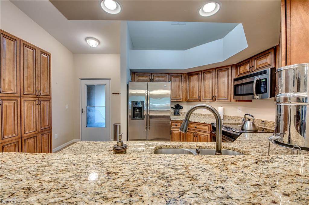 1125 Winding Pines Cir - Photo 1