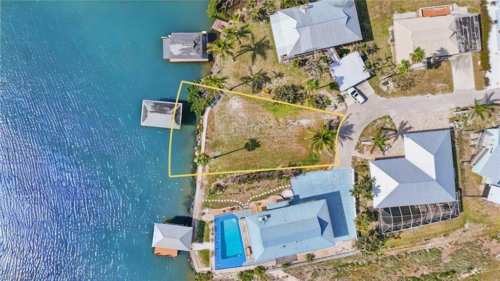 22491 Buccaneer Lagoon St - Photo 1