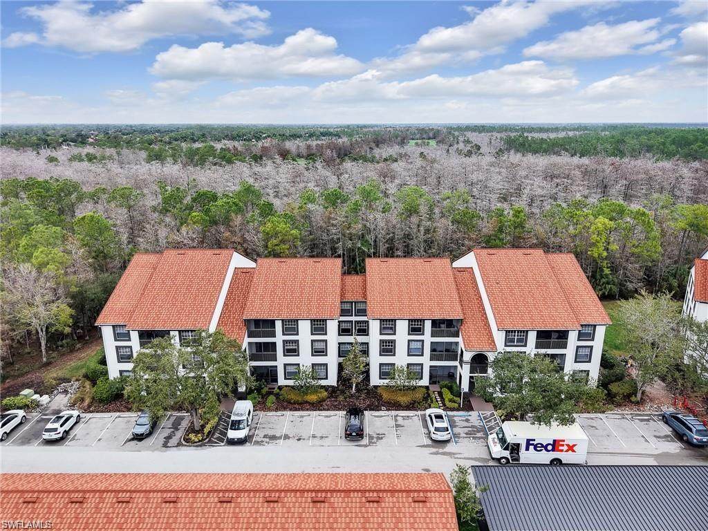 7960 Preserve Cir - Photo 1