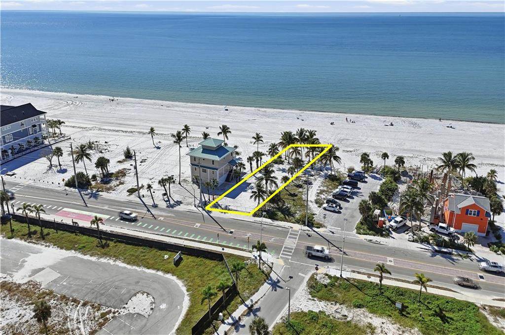 3610 Estero Blvd - Photo 1