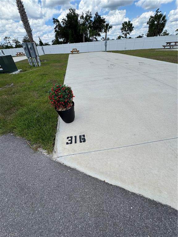 316 Horizon Rd - Photo 1