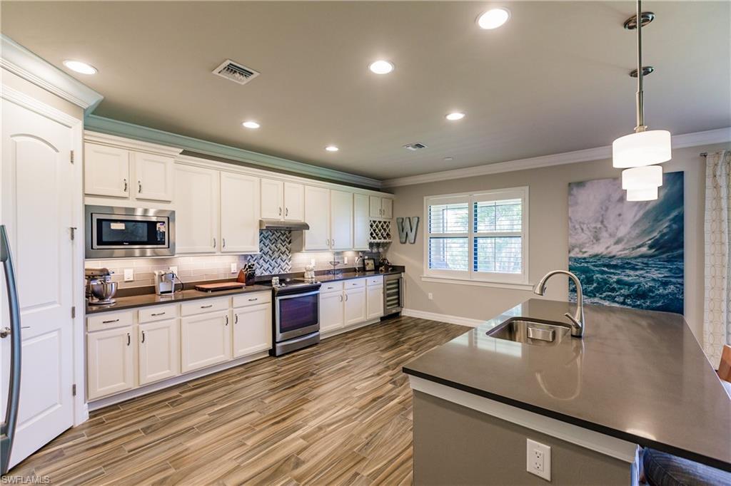 10600 Highgrove Pl - Photo 1