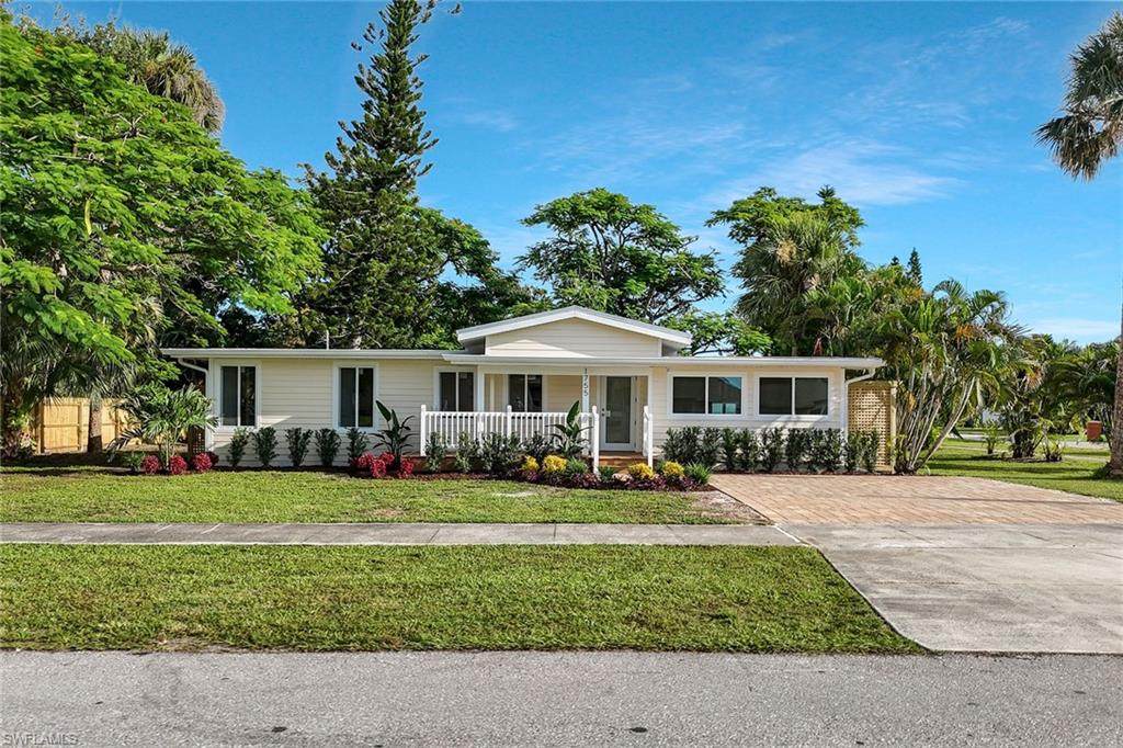 1755 Oakley Ave - Photo 1