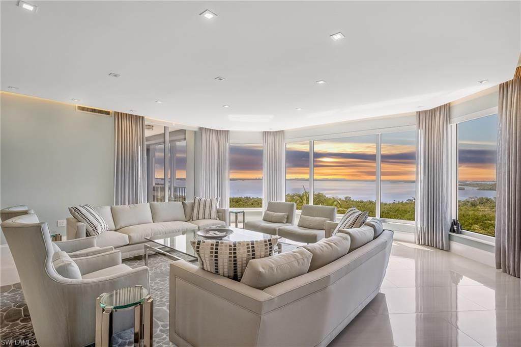 5051 Pelican Colony Blvd - Photo 1