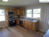 569 Sparta Parkway - Photo 5