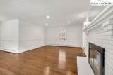 711 Possum Hollow - Photo 24